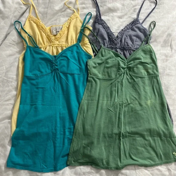 abercrombie&fitch woman tank tops in a size xs - Picture 2 of 3
